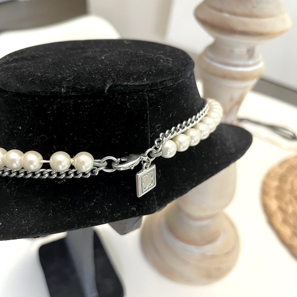 Vintage Long Chain & Pearl Chunky Dual-Strand Necklace - Picture 3 of 3